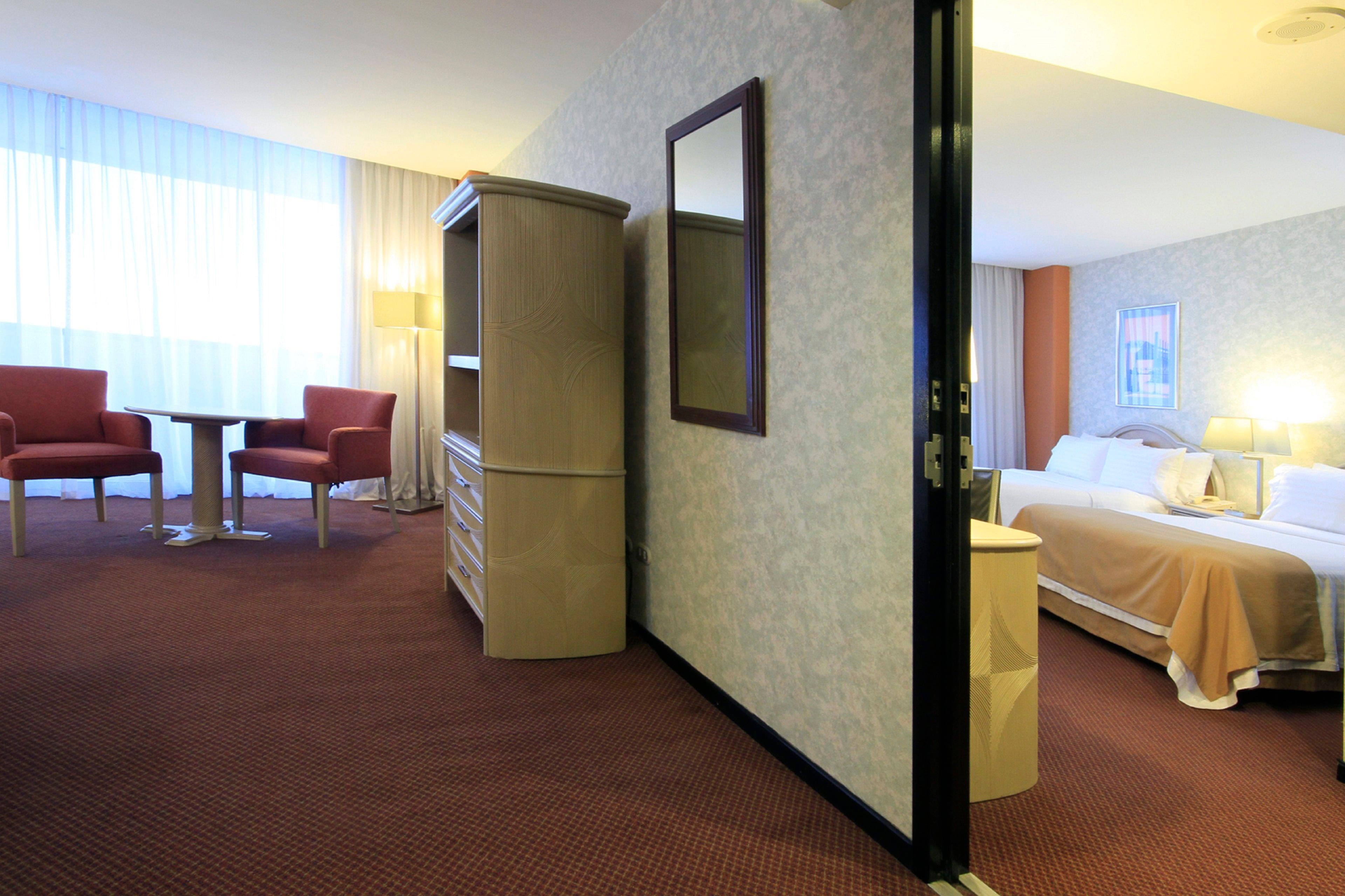 فندق هوليداي إن مونتيري-بارك فونديدورا المظهر الخارجي الصورة A room at the hotel